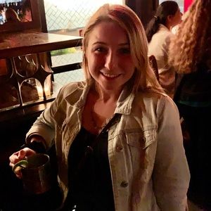 Meet your Posher, Brianna